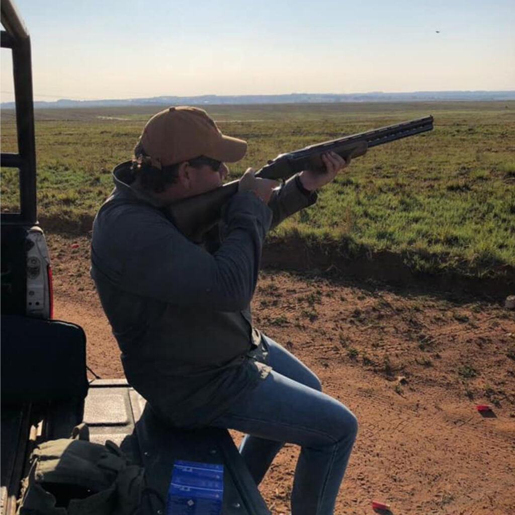 Hunting3 - Made with DesignCap